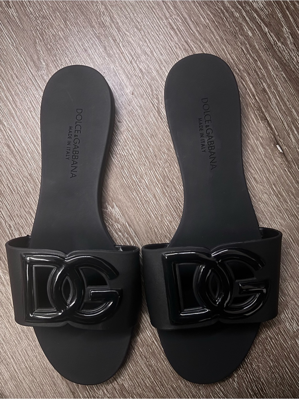 Dolce & Gabbana Women’s Black DG Logo Slide Sandals